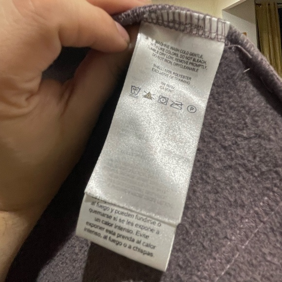 SOLD🚨Columbia EUC Zipper Jacket in Lilac/Grey (S) - Picture 11 of 14